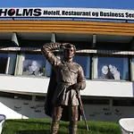 Larvik 3* Rodbol