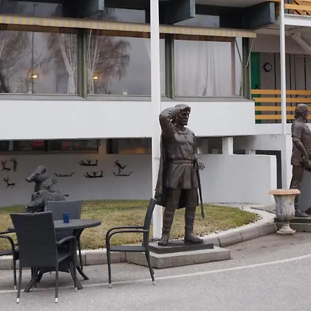 Holms Larvik Motel Rodbol